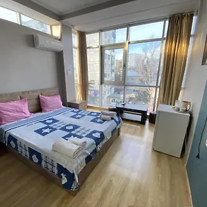 G & J Hotel Tbilisi